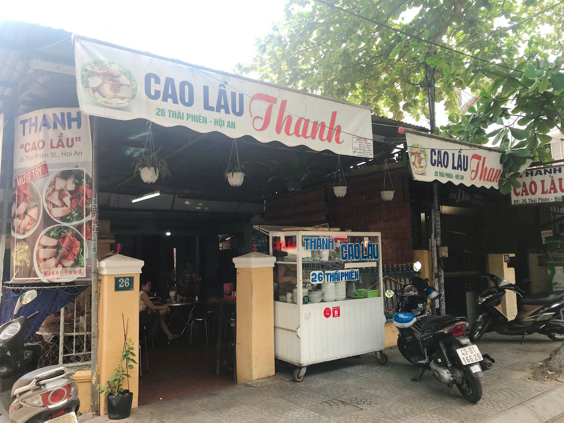 Hoi An: Mercado Central al amanecer — el cao lau que los turistas no ven
