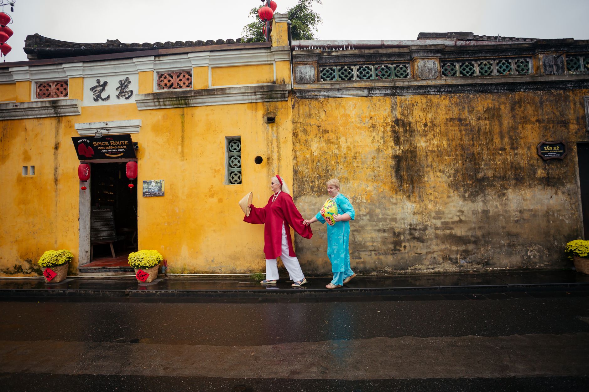 Hoi An a pie: mercado, mesa y sobremesa vietnamita