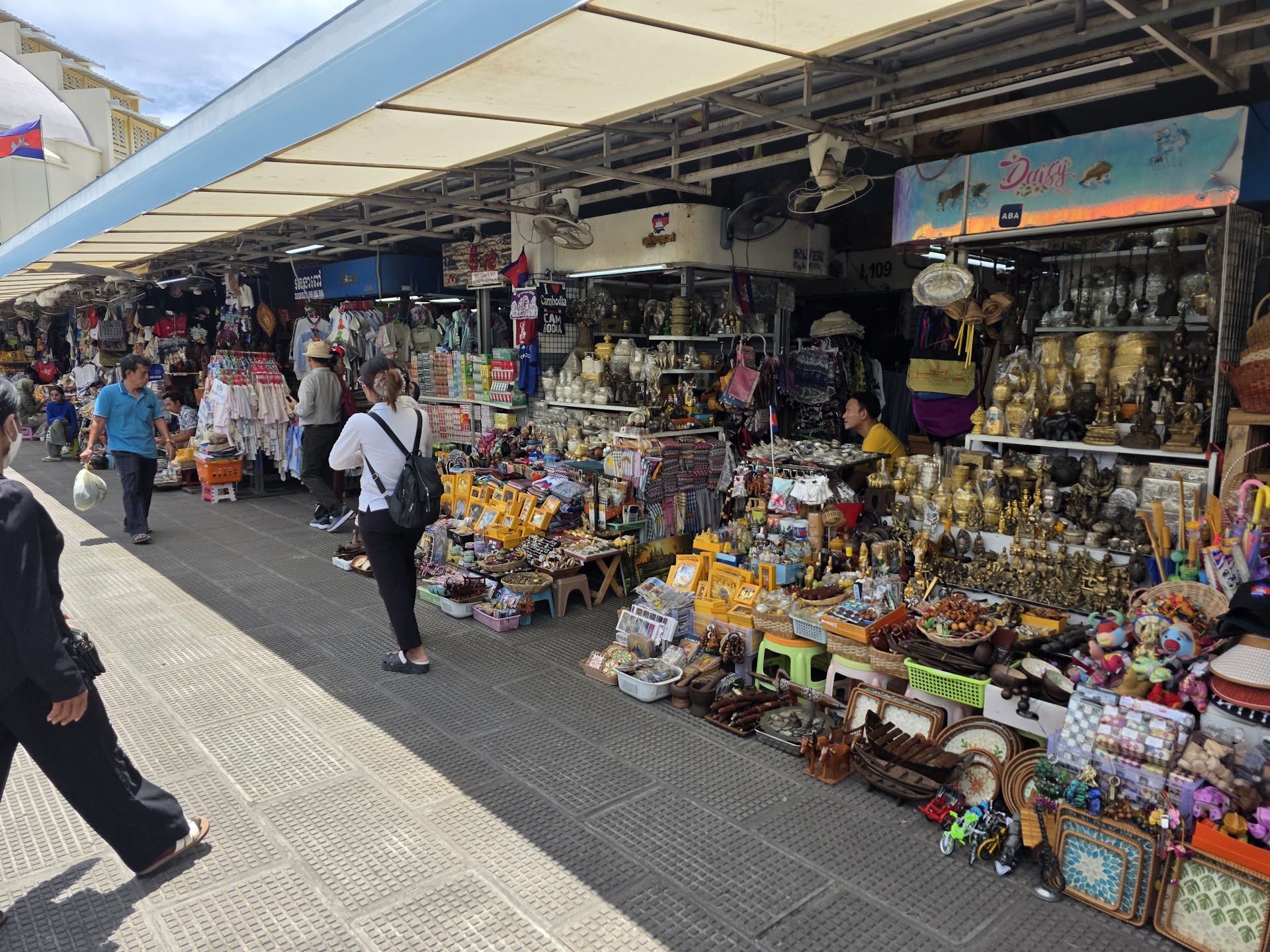 Phnom Penh a pie: mercado, mesa y sabor de barrio en Camboya
