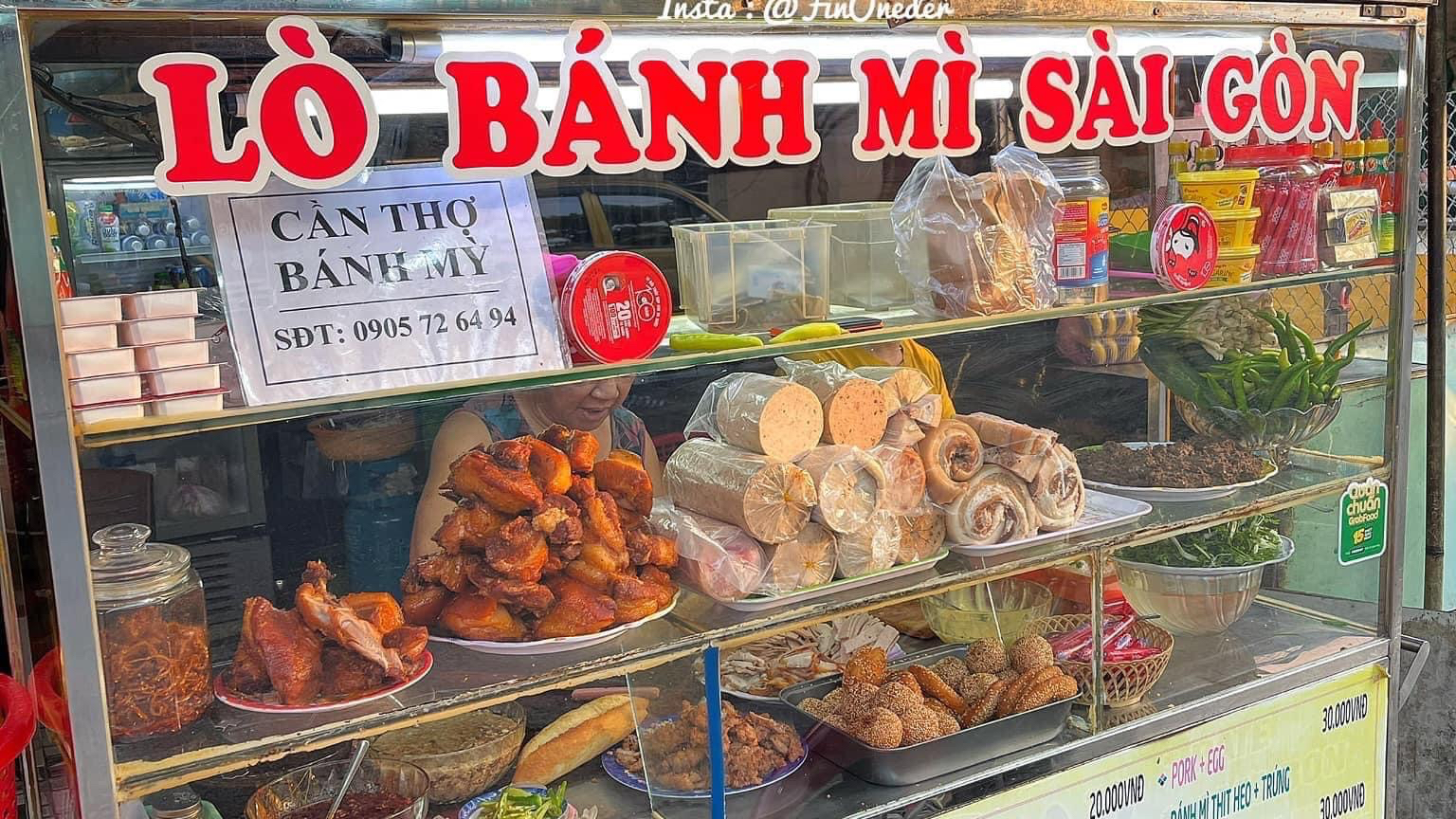 Hoi An: Mercado Central al amanecer — el cao lau que los turistas no ven