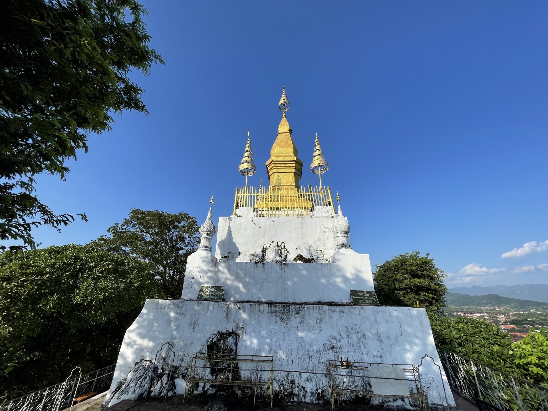 Luang Prabang, 6 de la mañana: la ceremonia del alba que la mayoría de turistas duerme