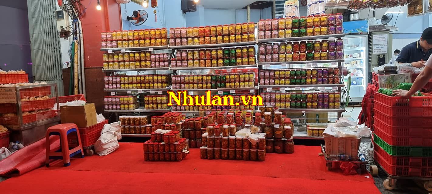 El desayuno que cambia todo: el barrio de Bến Thành en Saigón antes de las 9 de la mañana