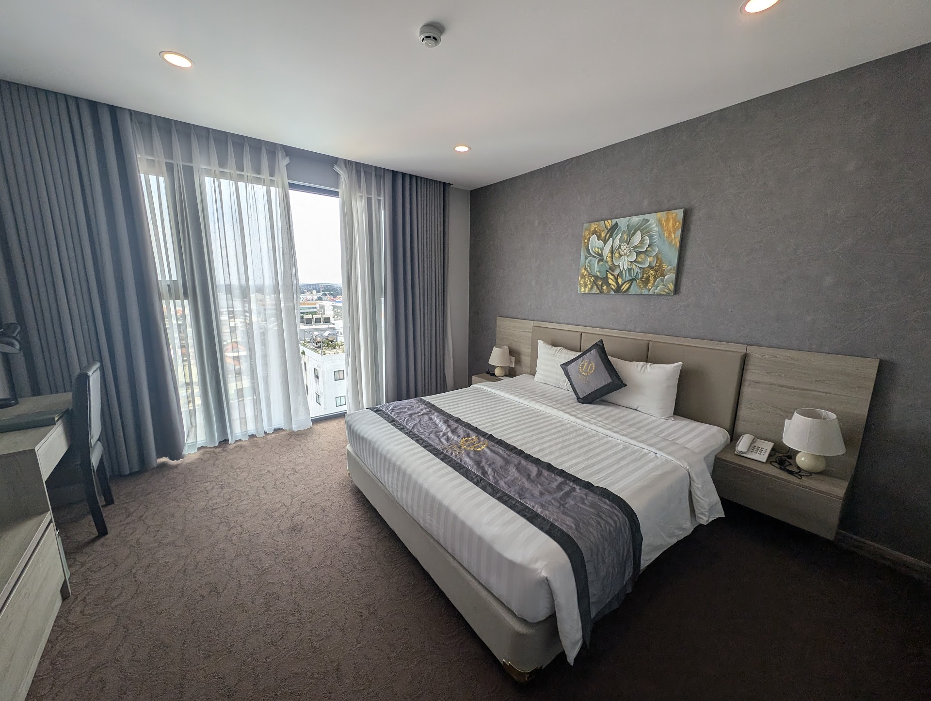 Hera Luxury Hotel