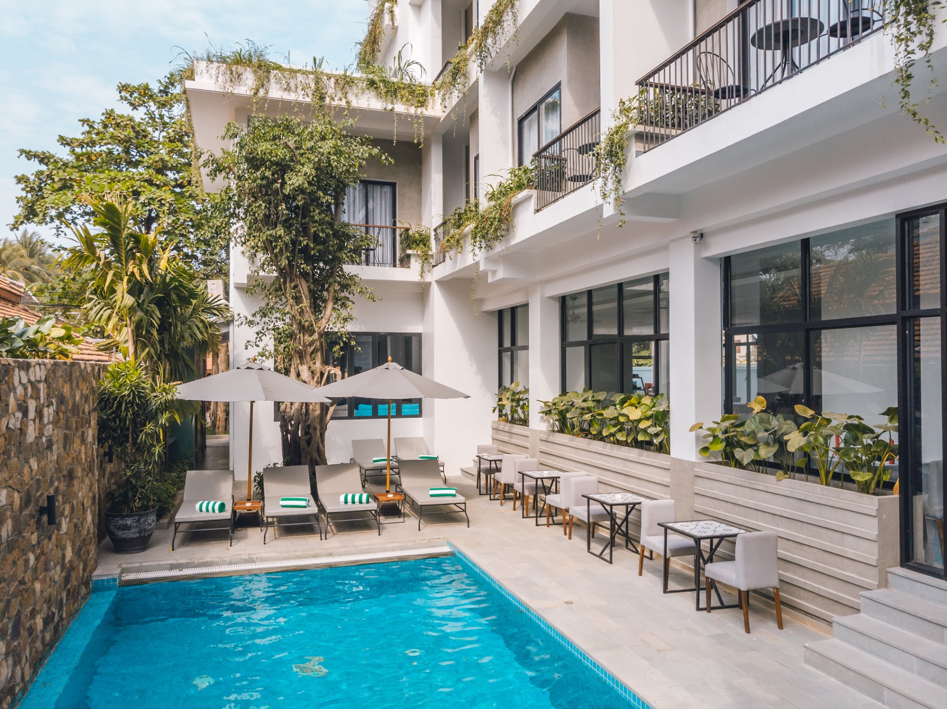 Royal Crown Hotel & Spa