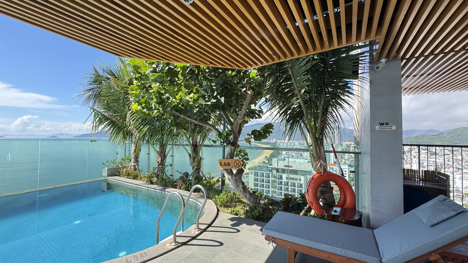 TMS Quy Nhơn - ROSHI Apartment Ocean View