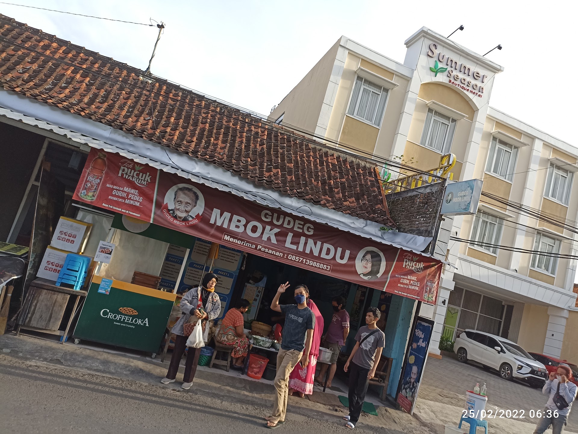 Pasar Beringharjo al amanecer: el mercado donde Yogyakarta despierta con gudeg